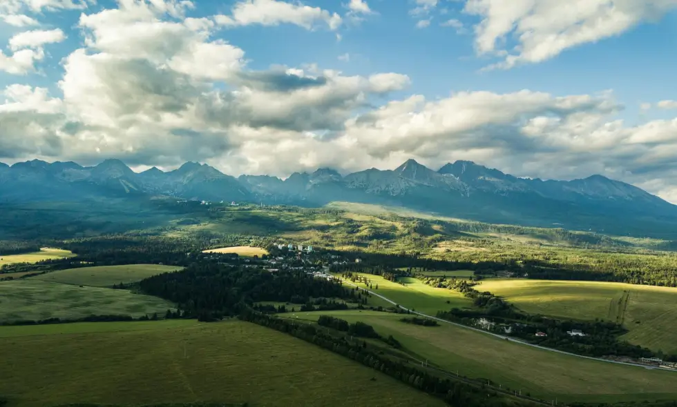 Travelling on Motorways in Slovakia: Experiences in Upper Hungary